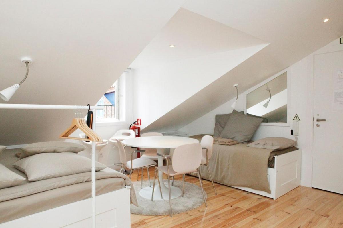 Apartment Charming Mansard In Pena Baixa *